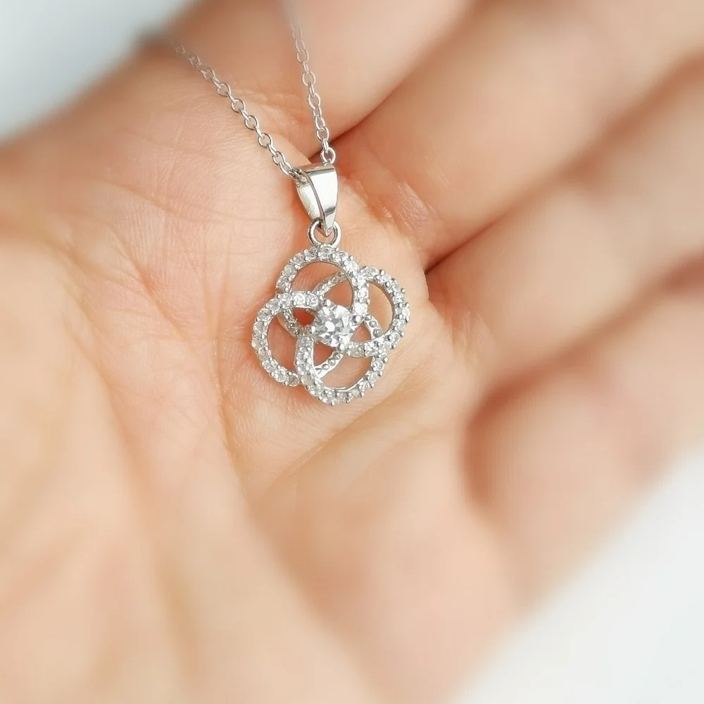 Love Knot CZ sterling silver pendant necklace ๐ - Picture 4 of 6